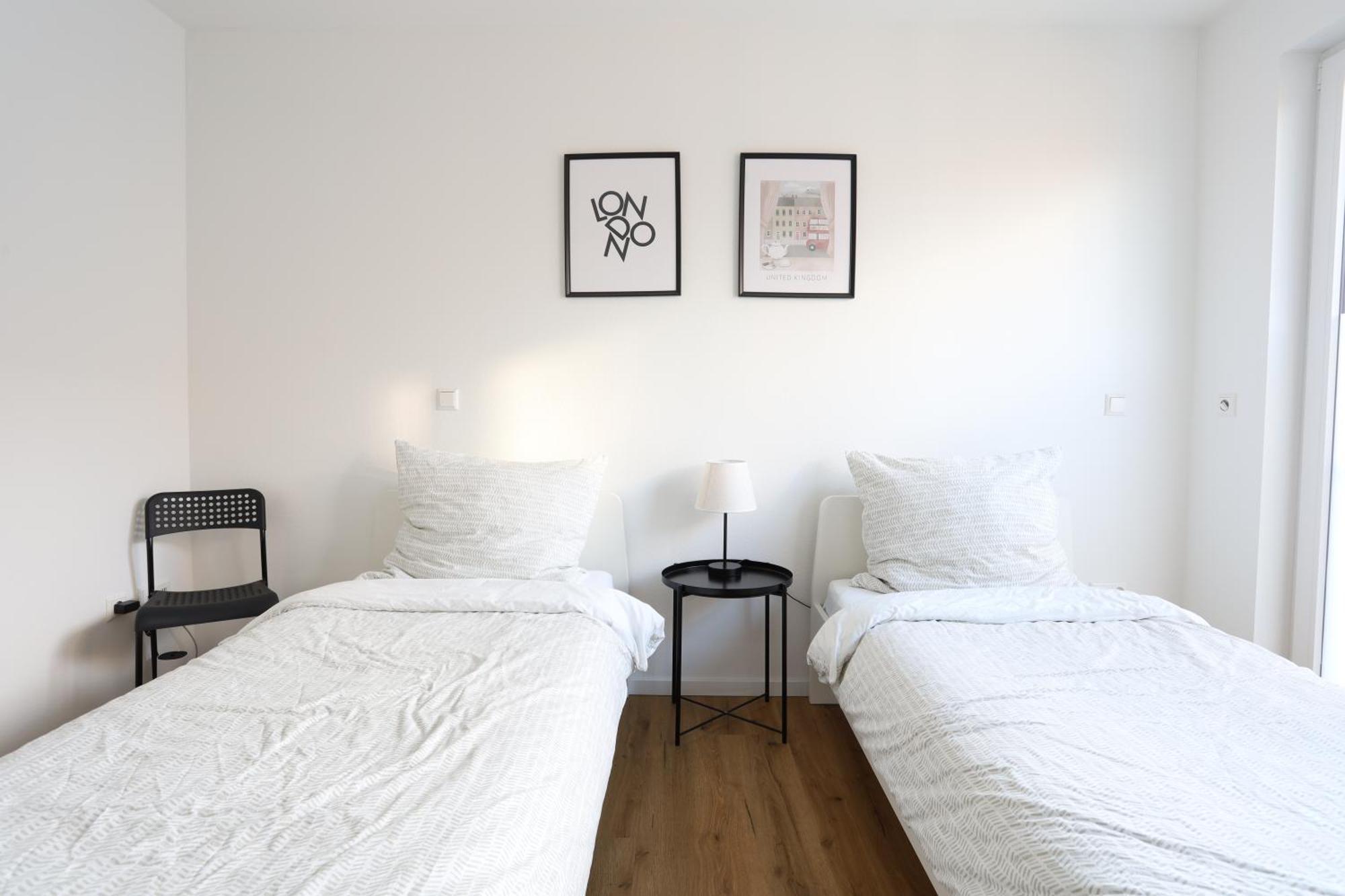 Apartment "London" In Erftstadt - 3 Zimmer & 63Qm - Nahe Koeln, Messe, Phantasialand & Bonn - Familienurlaub Oder Business Trip Ngoại thất bức ảnh
